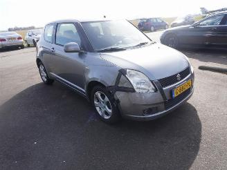 Suzuki Swift 1.5 VVt picture 4