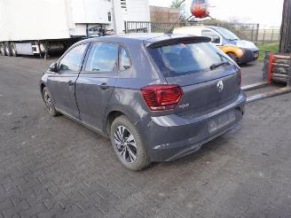 Volkswagen Polo 1.6 TDi picture 2