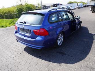 Vrakbiler auto BMW 3-serie Touring 318i 2009/1