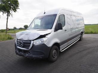 Mercedes Sprinter 315 CDi picture 3