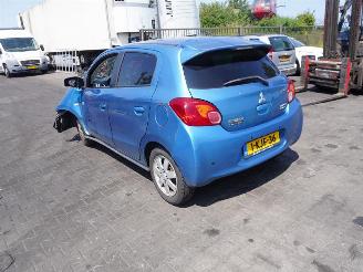 Mitsubishi Space-star 1.0 12v picture 2