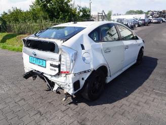 Vrakbiler auto Toyota Prius 1.8 16v Plug in 2012/8