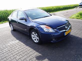 Nissan Altima 2.5 picture 4