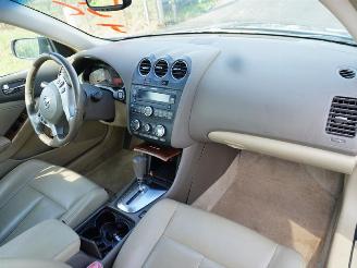 Nissan Altima 2.5 picture 5