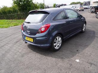 Opel Corsa 1.2 picture 1