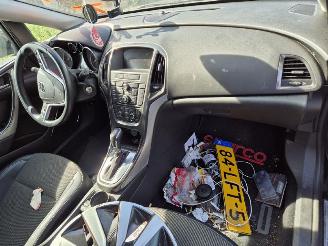 Opel Astra 1.6 16V (A16XER(Euro 5)) picture 5