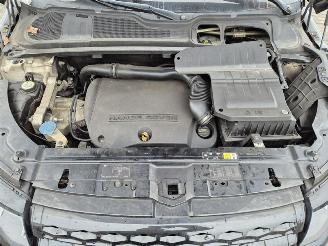 Land Rover Range Rover Evoque 2.2 SD4 16V picture 11