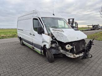 Mercedes Sprinter 313 CDi picture 4