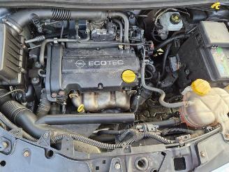 Opel Corsa 1.2 16v picture 9