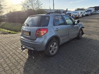 Uttjänta bilar auto Suzuki SX4 1.5 2012/6