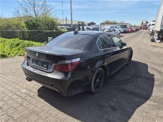 Démontage voiture BMW 5-serie 530d 2004/1