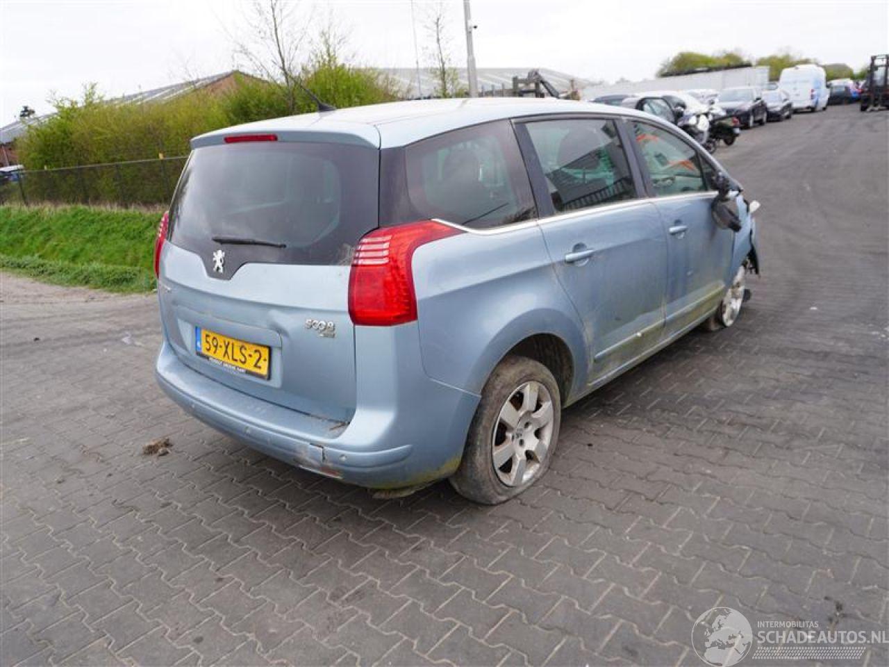 Peugeot 5008 1.6 HDiF