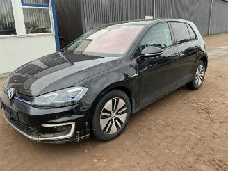 Volkswagen e-Golf Golf VII (AUA), Hatchback, 2012 / 2021 e-Golf picture 2