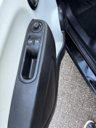 Renault Twingo  picture 16