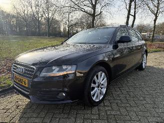 krockskadad bil auto Audi A4 Avant  2008/1