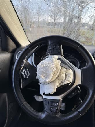 Suzuki Vitara  picture 21