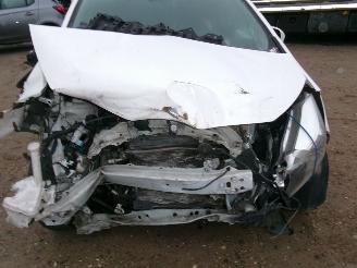 Toyota Yaris 1.3 Design 5 Drs picture 5