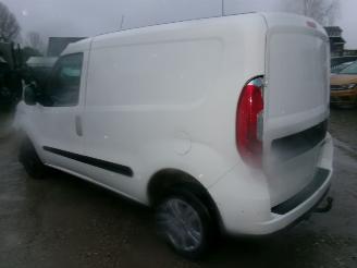 Fiat Doblo 1.6 D-Multijet SX picture 5