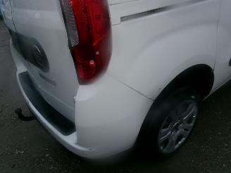 Fiat Doblo 1.6 D-Multijet SX picture 13