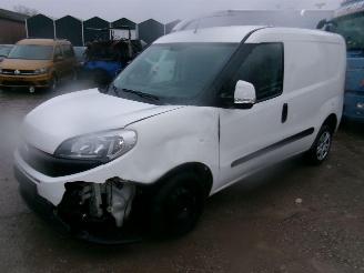 Fiat Doblo 1.6 D-Multijet SX picture 2