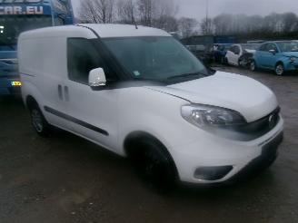 Fiat Doblo 1.6 D-Multijet SX picture 3