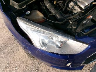 Ford B-Max 1.0 Titanium picture 13