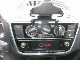 Volkswagen Up! 1.0 Move Up 5DRS picture 18