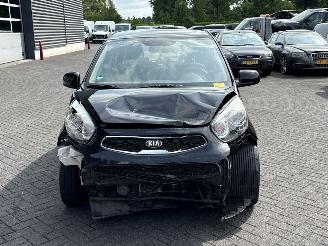 Kia Picanto 1.0 12V Hatchback  Benzine 998cc 49kW (67pk) FWD picture 8