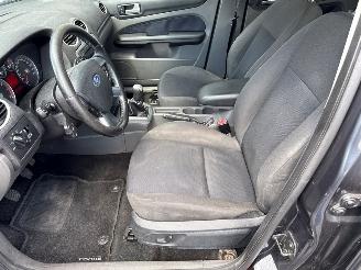 Ford Focus 1.6 16V Combi/o  Benzine 1.596cc 74kW (101pk) picture 11