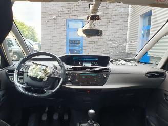 Citroën C4 PICASSO 1.2 PureTech Selection picture 18