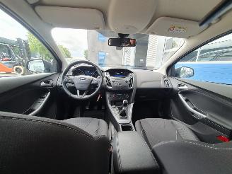 Ford Focus 1.5 Titanium picture 19