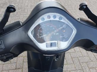 AGM  VX50 plus Snorscooter picture 6