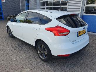 Ford Focus 1.0 Trend Edition picture 3