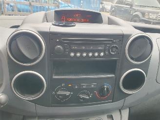 Citroën Berlingo 1.6 VTi 120 Multispace picture 18