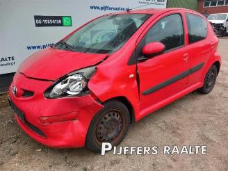 Toyota Aygo Aygo (B10), Hatchback, 2005 / 2014 1.0 12V VVT-i picture 2