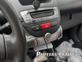 Toyota Aygo Aygo (B10), Hatchback, 2005 / 2014 1.0 12V VVT-i picture 16