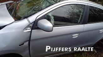 Mitsubishi Space-star Space Star (A0), Hatchback, 2012 1.0 12V picture 8