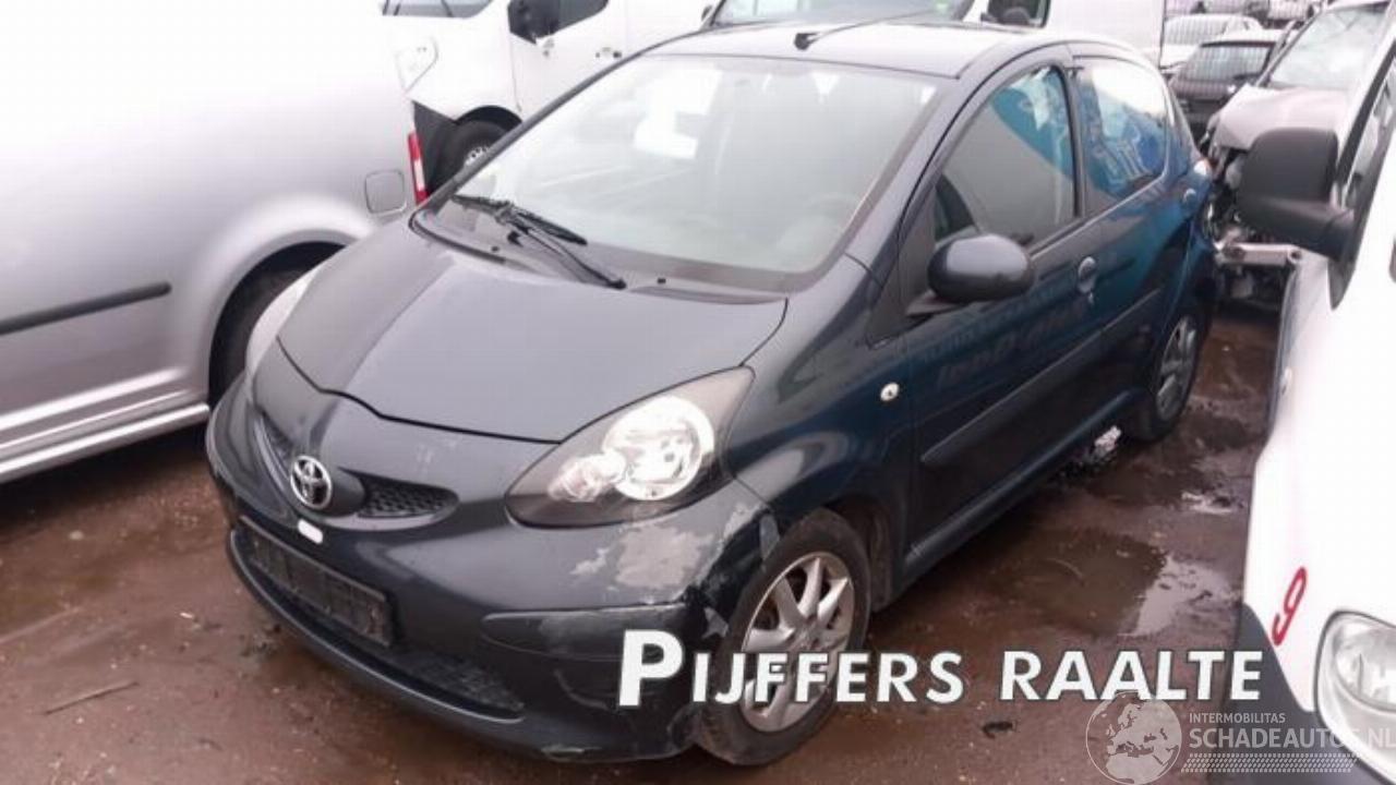 Toyota Aygo Aygo (B10), Hatchback, 2005 / 2014 1.0 12V VVT-i