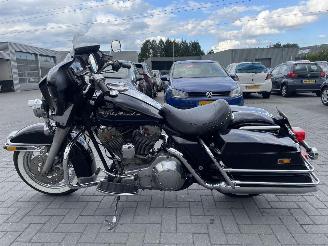 Harley-Davidson Electra Glide FLHTC ORIGINEEL NL N.A.P PRACHTIG!!! picture 6