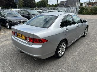 Honda Accord 2.0i Executive picture 2