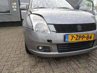 Suzuki Swift 1.3 Comfort picture 18