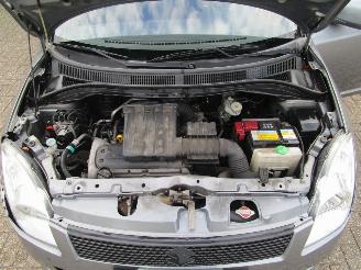 Suzuki Swift 1.3 Comfort picture 23