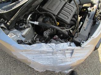 Mazda 2 1.3 Color Edition 5drs picture 18