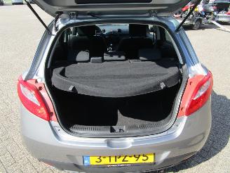 Mazda 2 1.3 Color Edition 5drs picture 17