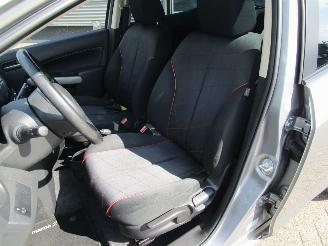 Mazda 2 1.3 Color Edition 5drs picture 13