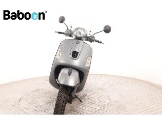 Vespa  GTS 300 I.E. picture 3