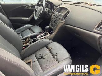 Opel Astra Astra J (PC6/PD6/PE6/PF6), Hatchback 5-drs, 2009 / 2015 1.6 Turbo 16V picture 13