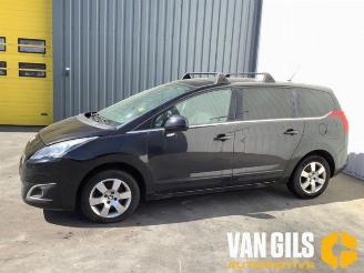 Peugeot 5008 5008 I (0A/0E), MPV, 2009 / 2017 1.6 BlueHDi 115 picture 8
