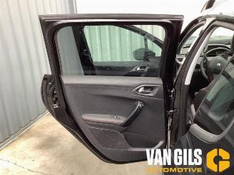 Peugeot 2008 2008 (CU), MPV, 2013 / 2019 1.2 12V e-THP PureTech 110 picture 12