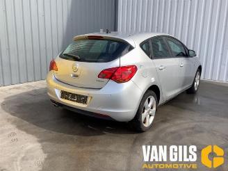Opel Astra Astra J (PC6/PD6/PE6/PF6), Hatchback 5-drs, 2009 / 2015 1.4 Turbo 16V picture 5